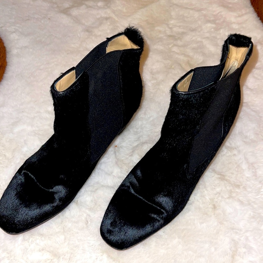 AUTHENTIC CHRISTIAN LOUBOUTIN Booties 👢